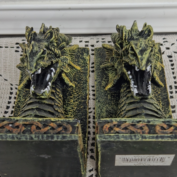 Fierce Dragon Head Bookends Ornate Medieval Fantasy Decor Heavy Resin Gothic Set - Picture 8 of 13